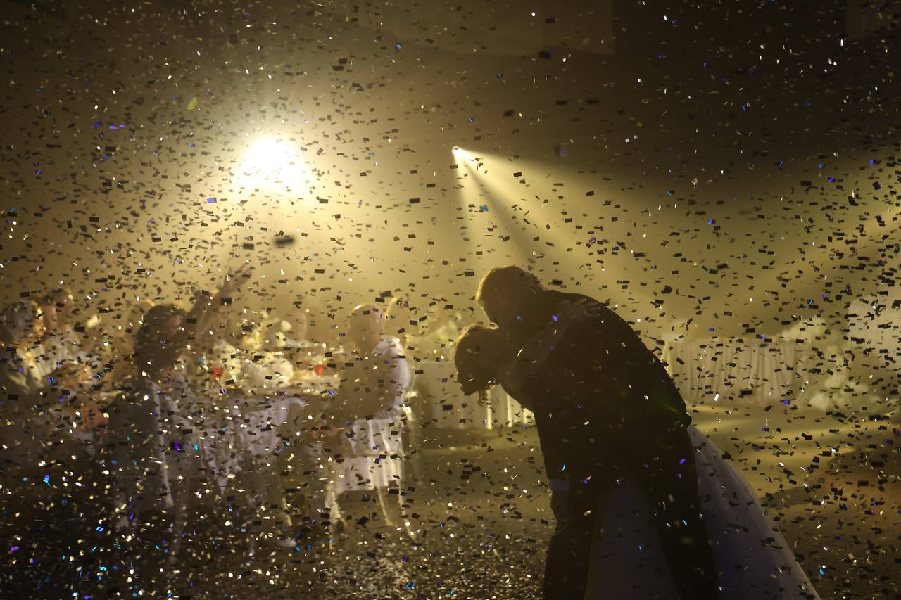 Любовь в воздухе: Ольга и Виктор